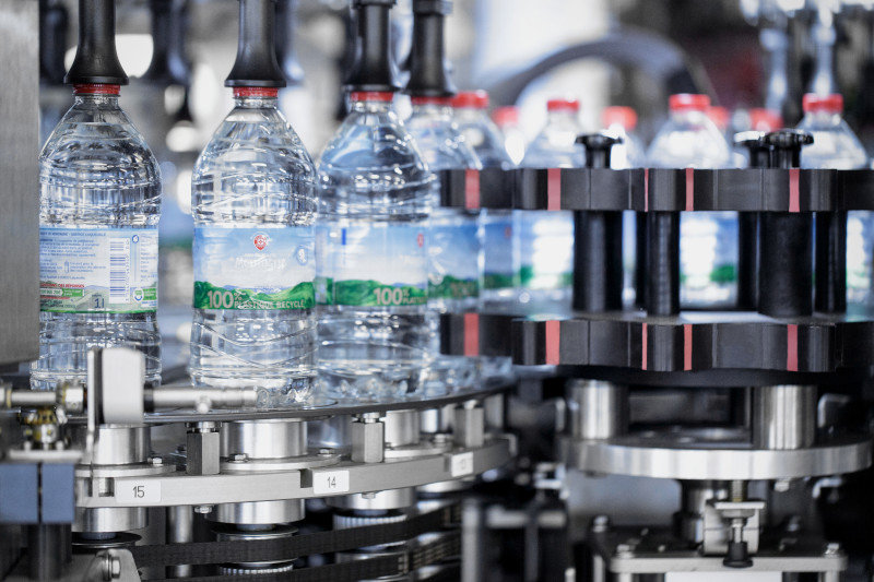 KHS GROUP AND E.LECLERC REALIZE SHOWCASE PROJECT FOR THE FRENCH BEVERAGE MARKET
